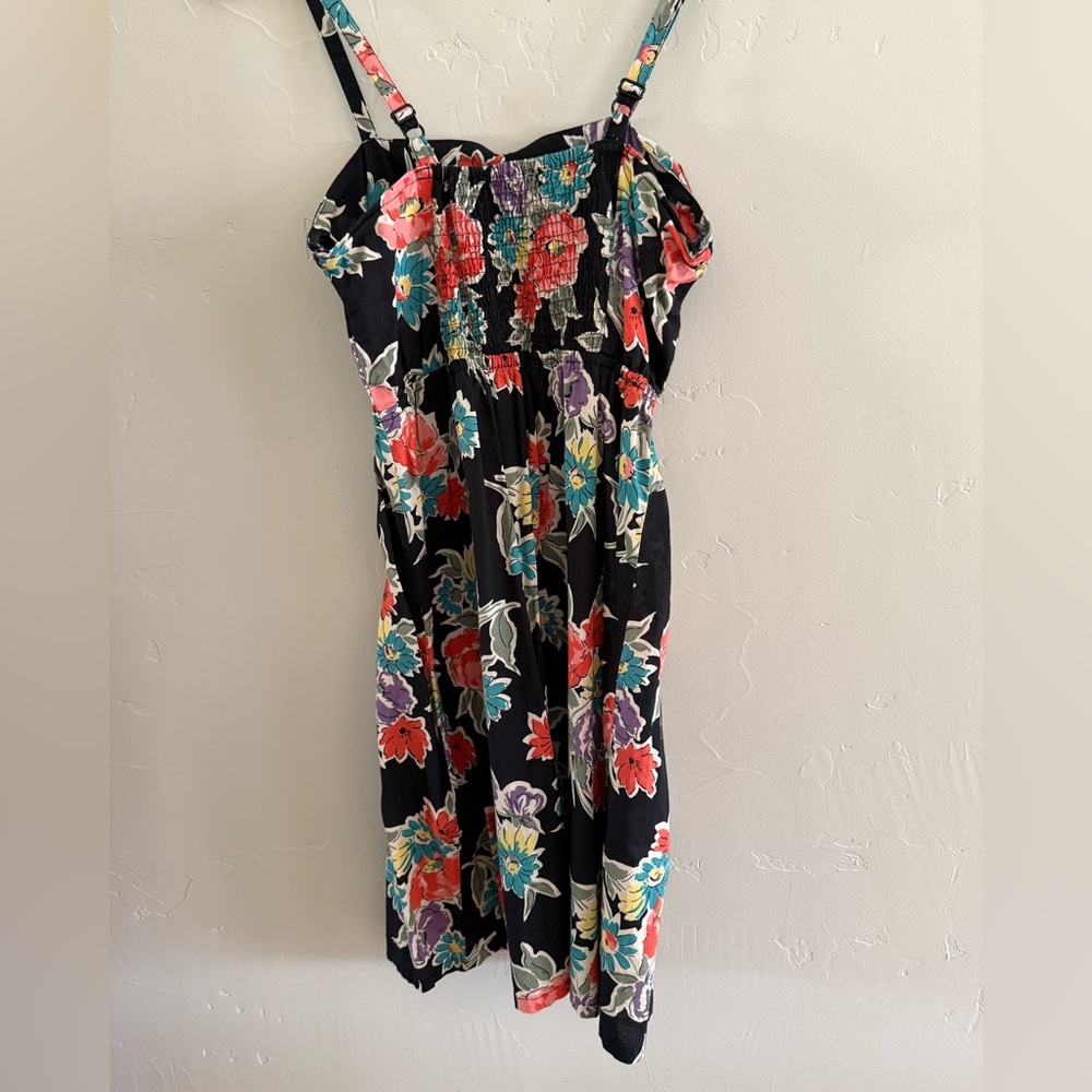 Atmosphere Black Midi Dress with Multicolor Floral Print - Picture 2 of 3